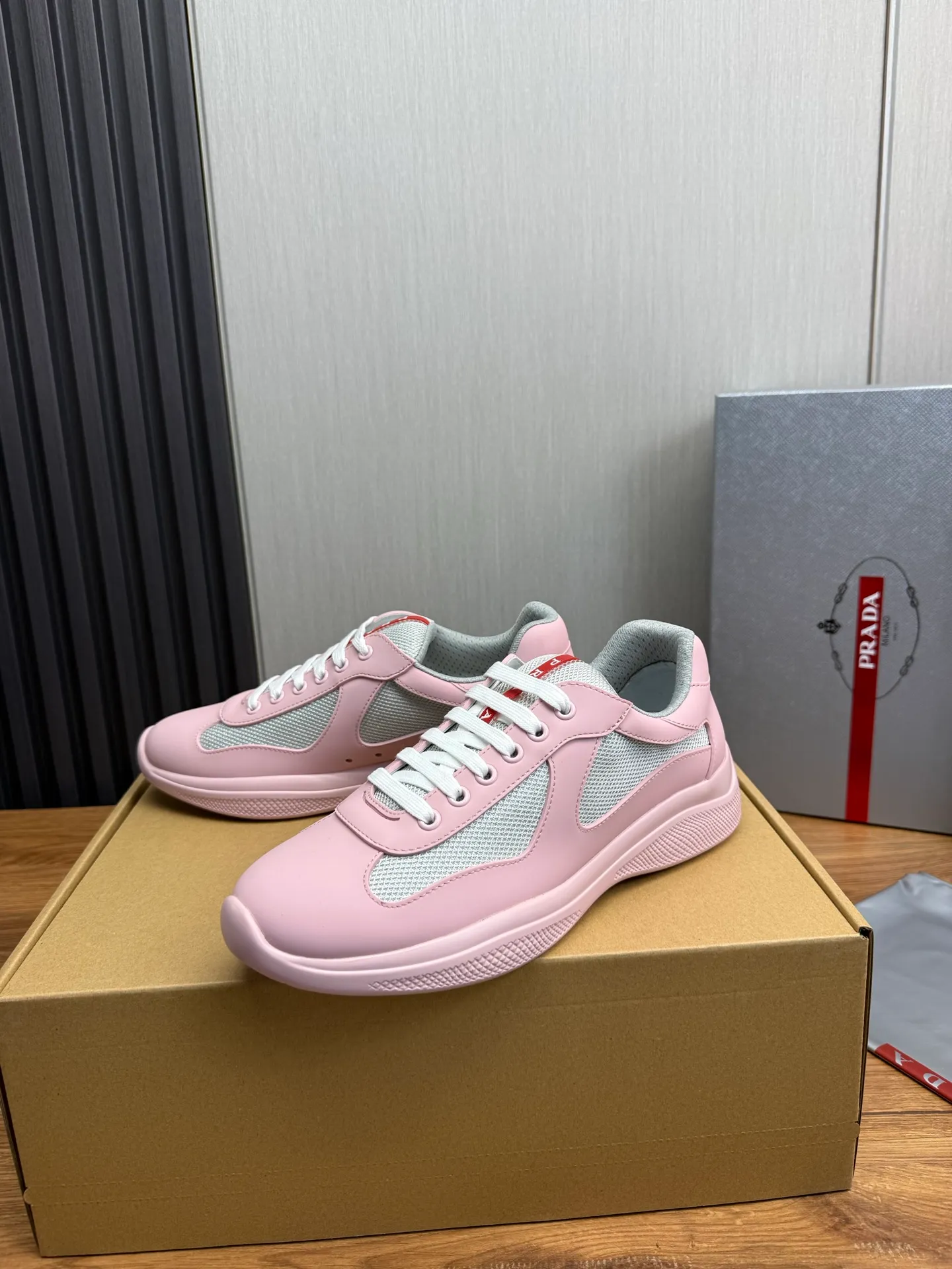 Men's shoes 640💰 [PRADA] Hot selling items🔥Must be recommended every day~~ Official website synchronized, 1:1 high quality shipments✔️ Imported cowhide fabric, rubber material + cowhide lining, original bottom, high-end airplane box packaging🎁 38-45 (38.45 custom-made, non-returnable)